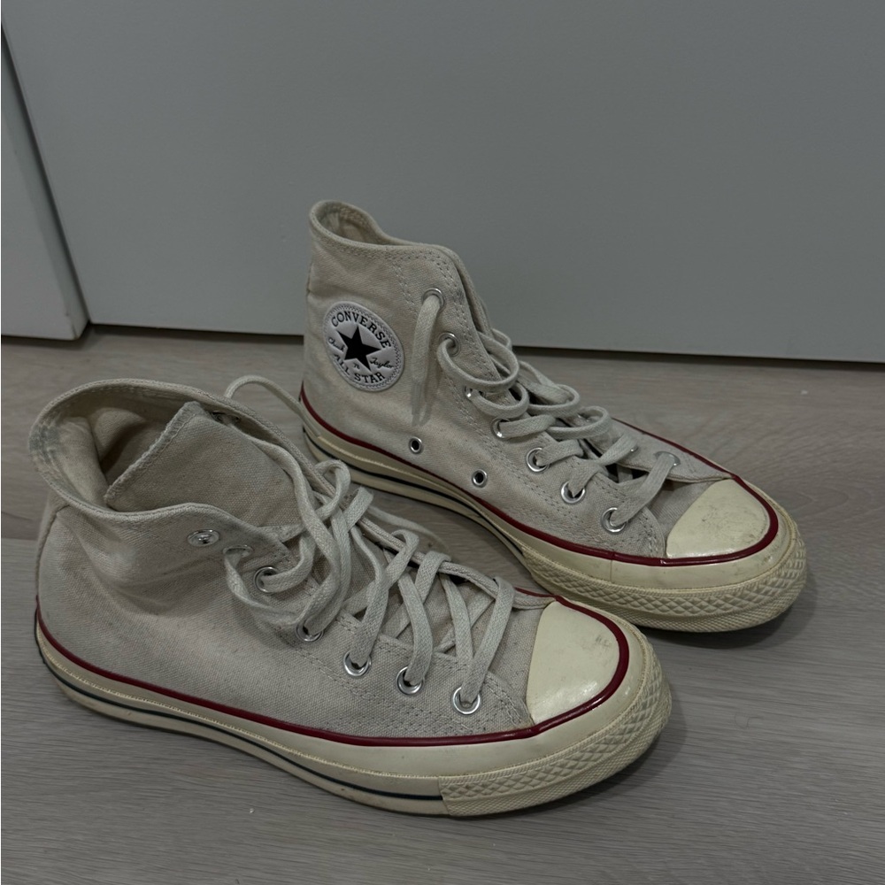 High-Top Canvas Converse